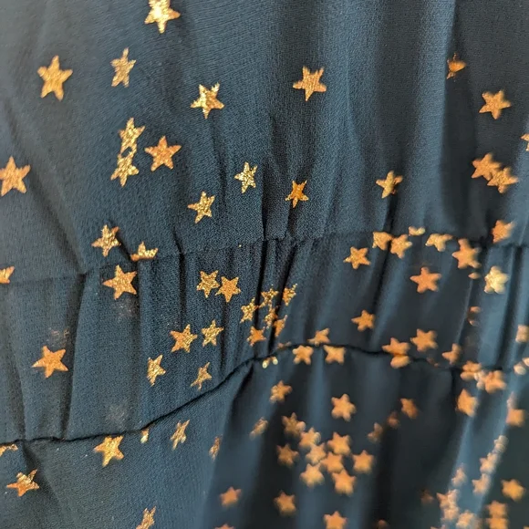 Emerald green with gold foil stars midi sleeveless dress - Picture 7 of 13